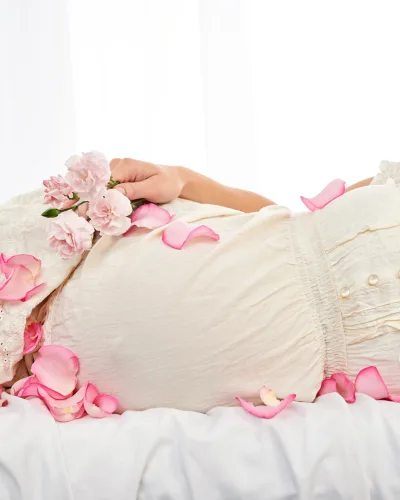 expecting-her-arrival-soon-a-pregnant-woman-holdi-2023-11-27-05-09-04-utc-min